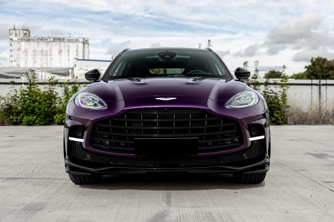 2025 Aston Martin DBX 707 - Image 2 of 31