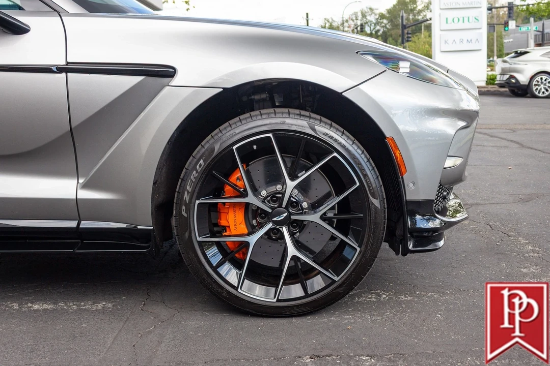 2025 Aston Martin DBX 707 - Image 3 of 21