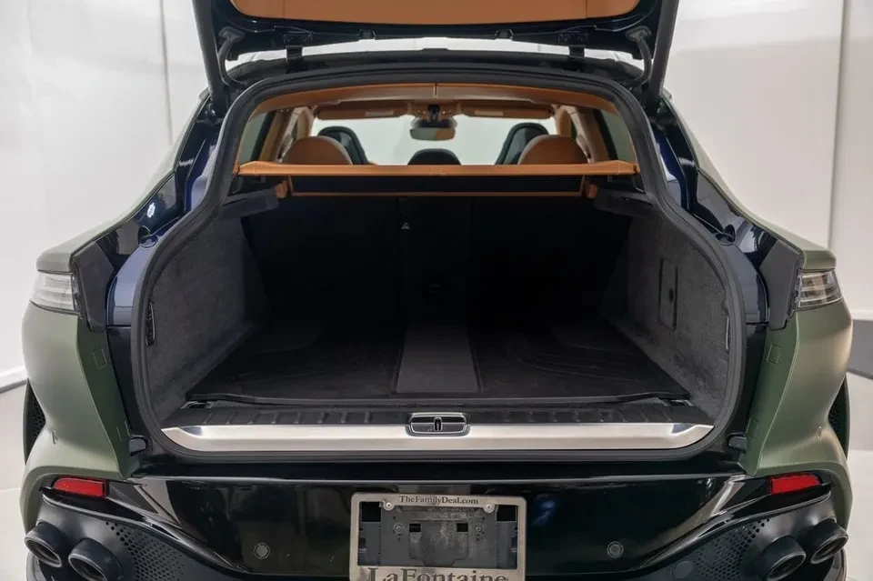 2025 Aston Martin DBX 707 - Image 16 of 19