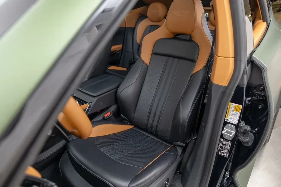 2025 Aston Martin DBX 707 - Image 11 of 19