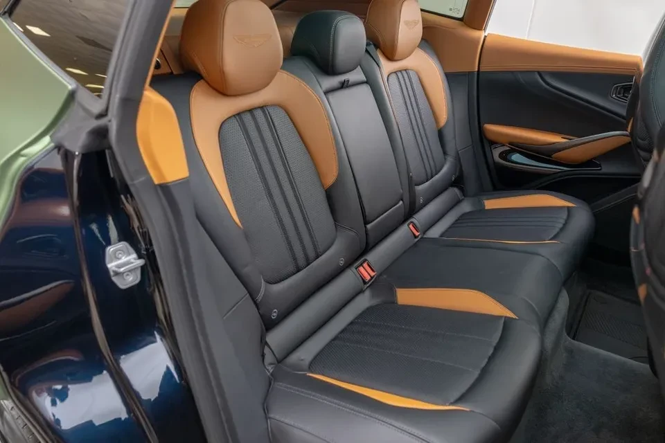 2025 Aston Martin DBX 707 - Image 15 of 19