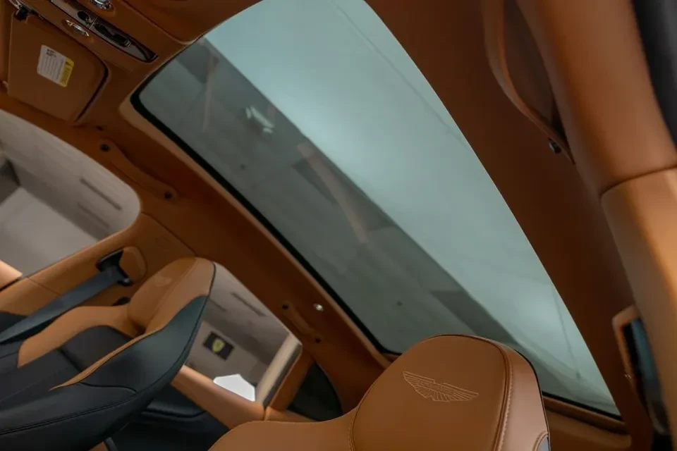 2025 Aston Martin DBX 707 - Image 14 of 19