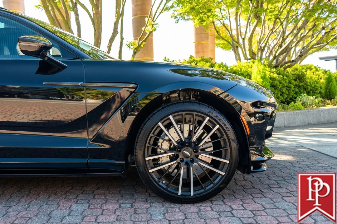 2025 Aston Martin DBX 707 - Image 2 of 21