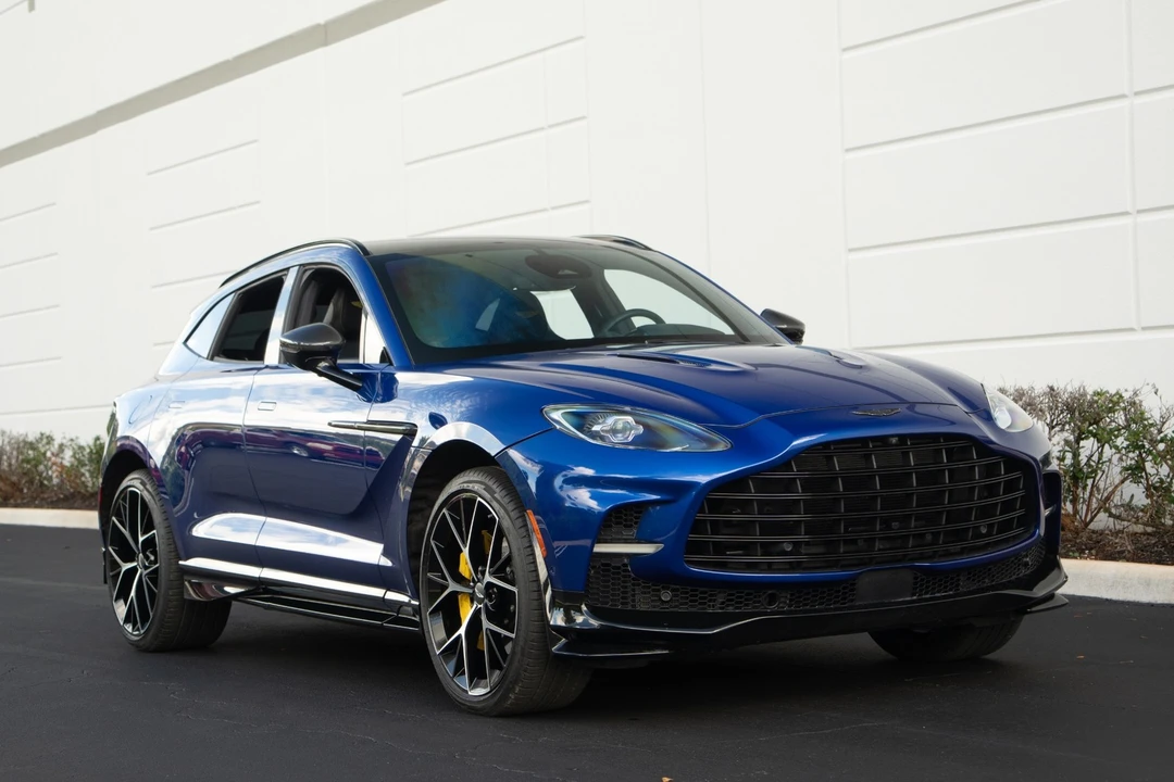 2025 Aston Martin DBX 707 - Image 4 of 12