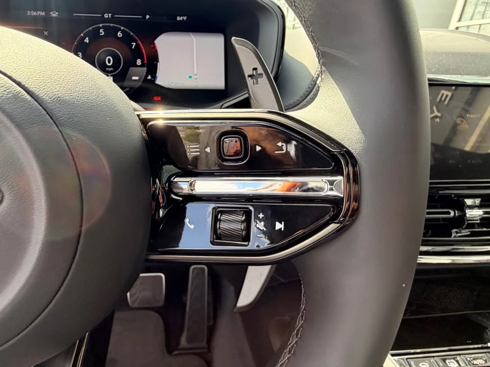 2025 Aston Martin DBX 707 - Image 17 of 20