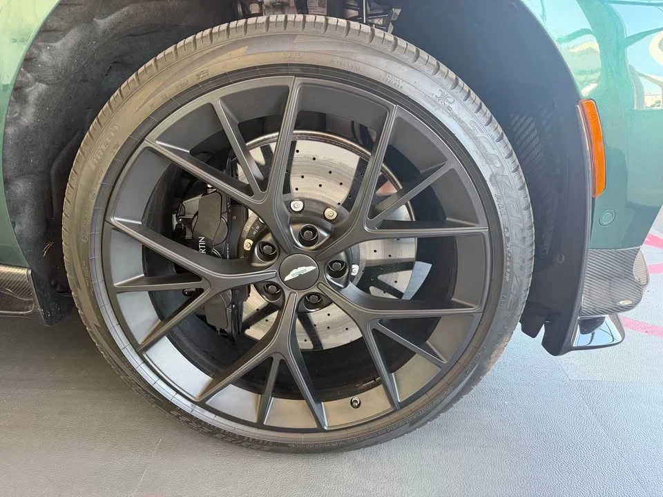 2025 Aston Martin DBX 707 - Image 3 of 14