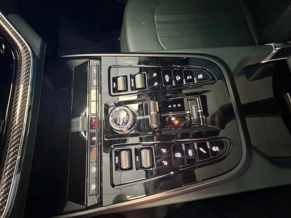 2025 Aston Martin DBX 707 - Image 14 of 14