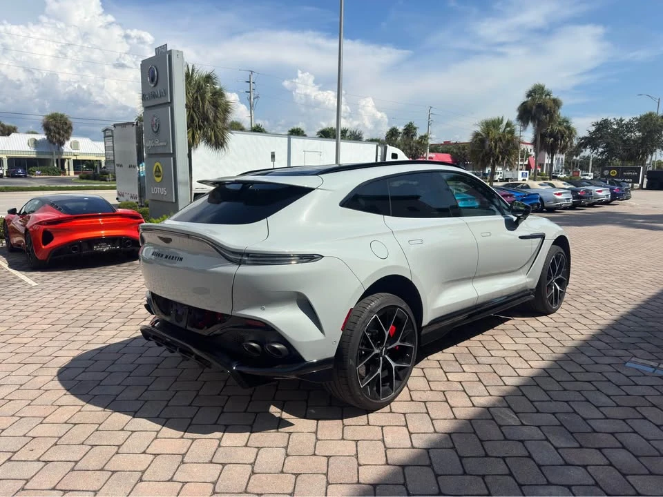 2025 Aston Martin DBX 707 - Image 7 of 8
