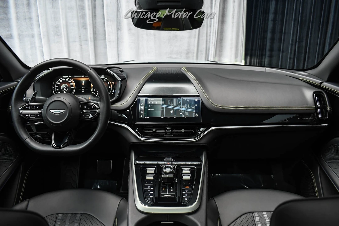 2025 Aston Martin DBX 707 - Image 19 of 31
