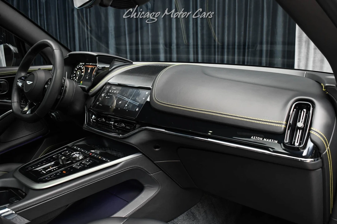 2025 Aston Martin DBX 707 - Image 21 of 31