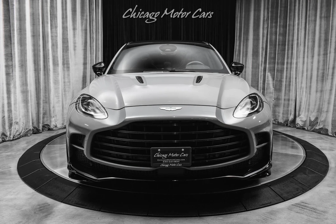 2025 Aston Martin DBX 707 - Image 7 of 31