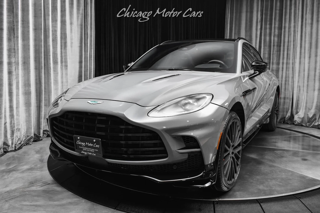 2025 Aston Martin DBX 707 - Image 2 of 31