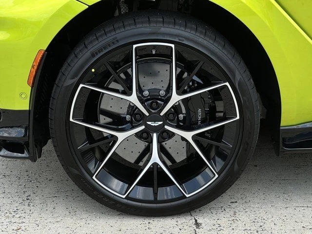 2025 Aston Martin DBX 707 - Image 5 of 21