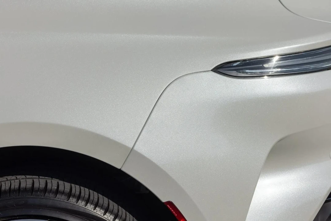 2025 Aston Martin DBX 707 - Image 27 of 31