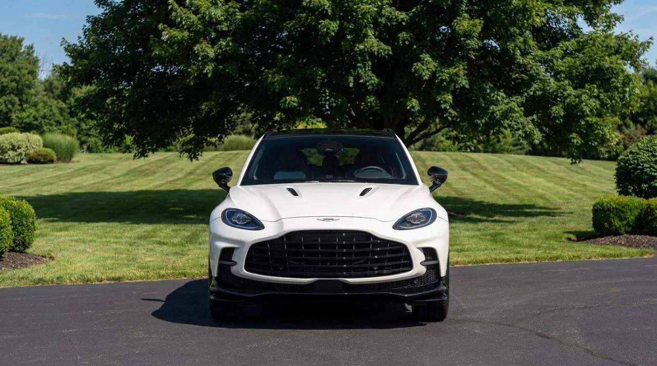 2025 Aston Martin DBX 707 - Image 3 of 31