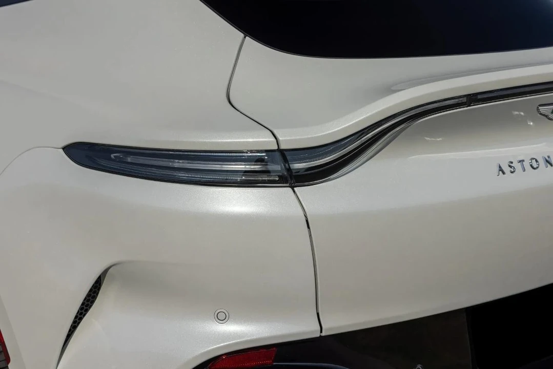2025 Aston Martin DBX 707 - Image 28 of 31
