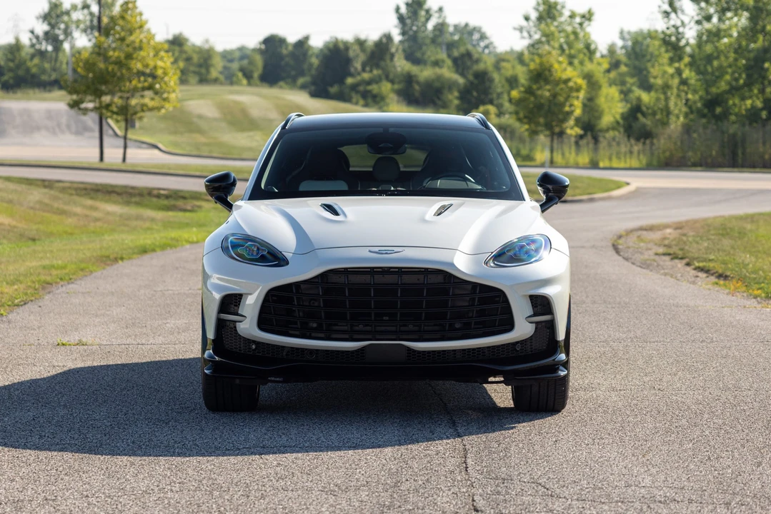 2025 Aston Martin DBX 707 - Image 27 of 31