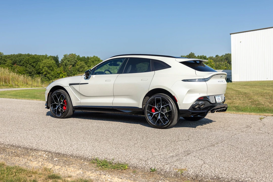 2025 Aston Martin DBX 707 - Image 31 of 31