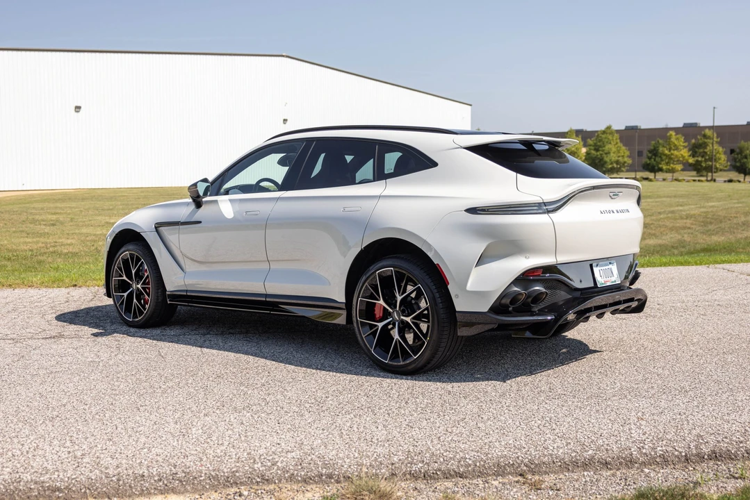2025 Aston Martin DBX 707 - Image 7 of 31