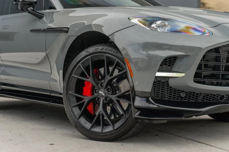 2025 Aston Martin DBX 707 - Image 16 of 20