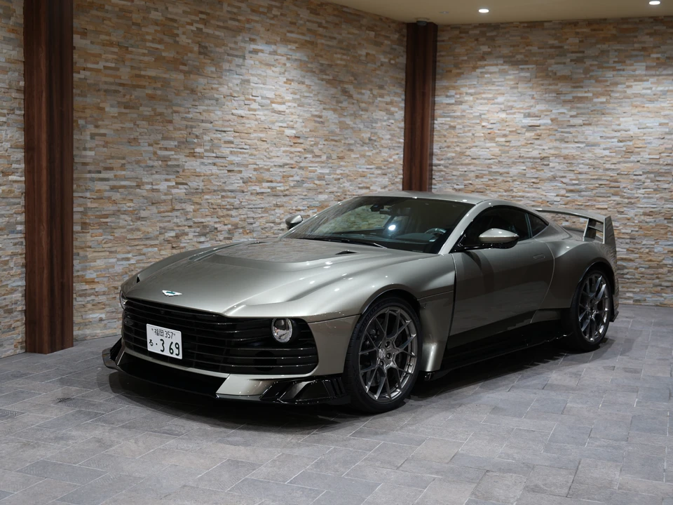2025 Aston Martin Valhalla - Image 3 of 31