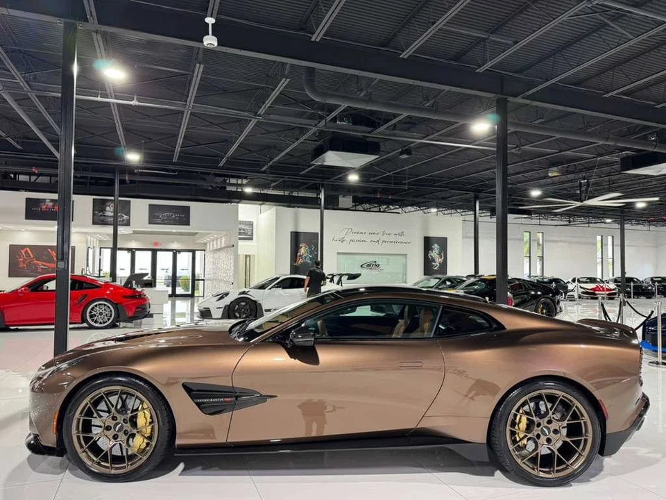 2025 Aston Martin Vanquish 3rd Gen - Image 4 of 21