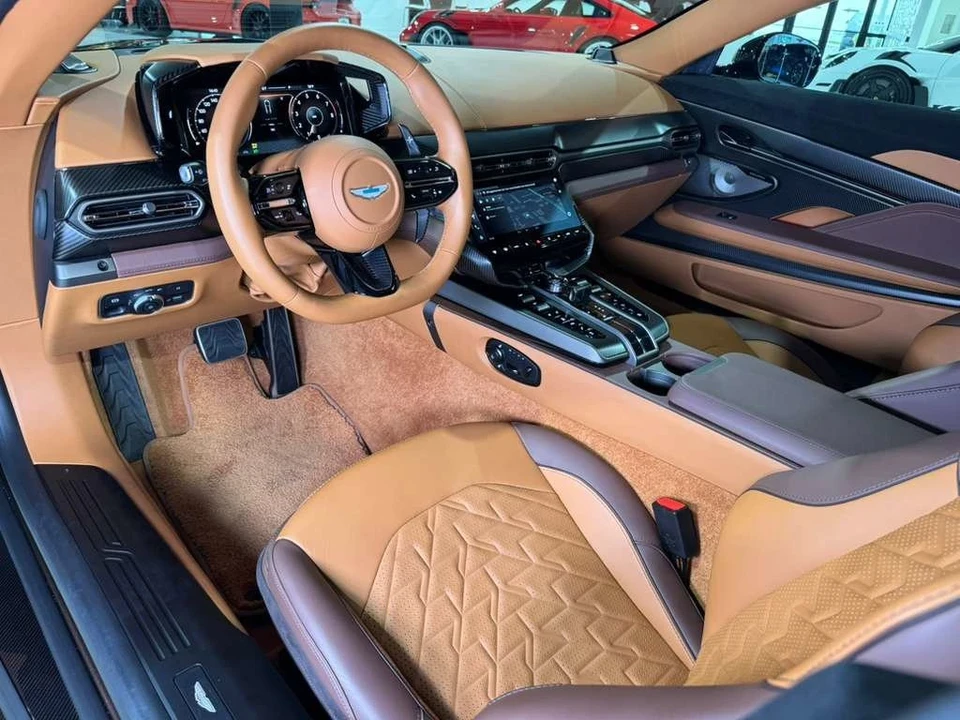 2025 Aston Martin Vanquish 3rd Gen - Image 9 of 21