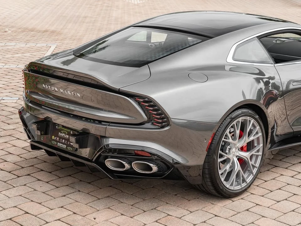 2025 Aston Martin Vanquish 3rd Gen - Image 17 of 20