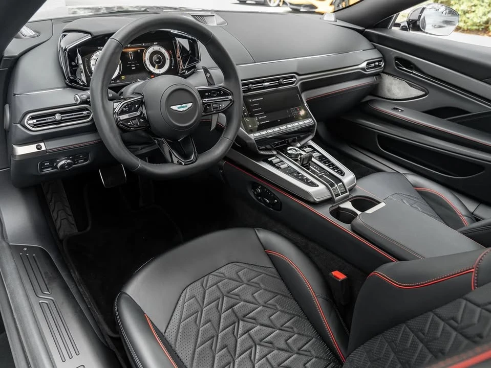 2025 Aston Martin Vanquish 3rd Gen - Image 2 of 20