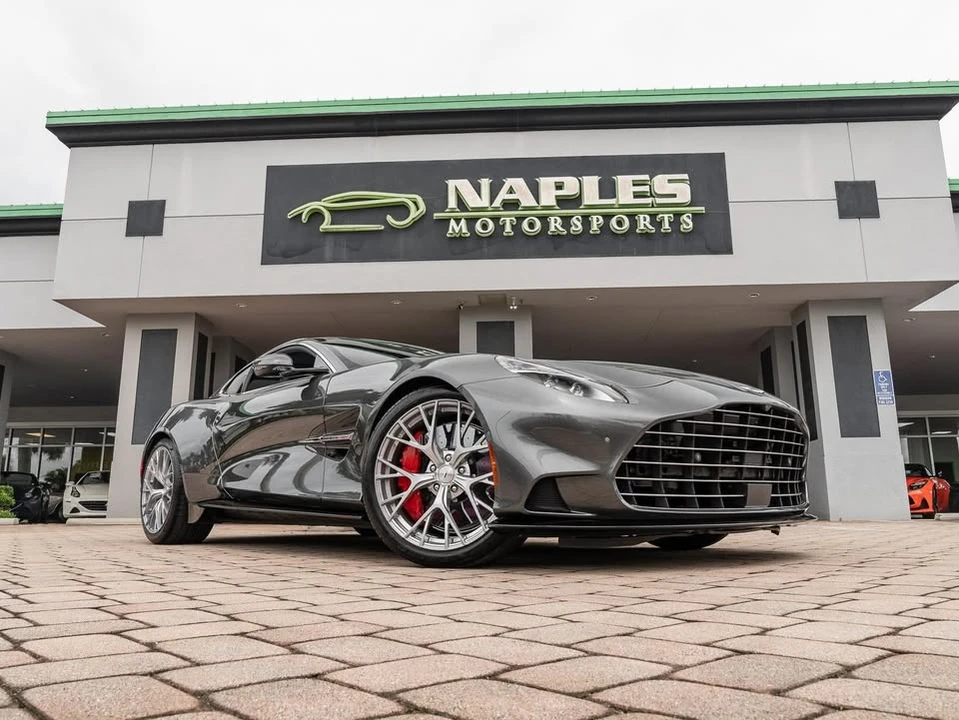 2025 Aston Martin Vanquish 3rd Gen - Image 3 of 20