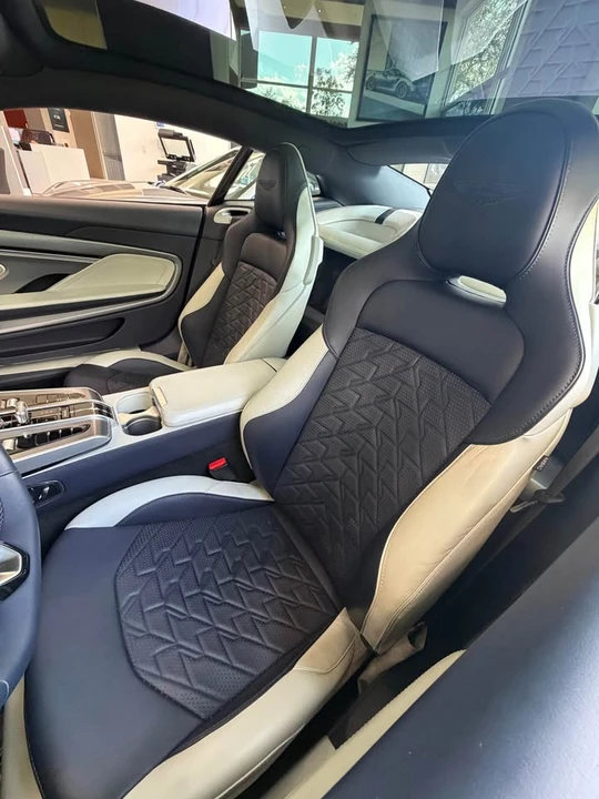 2025 Aston Martin Vanquish 3rd Gen - Image 5 of 6