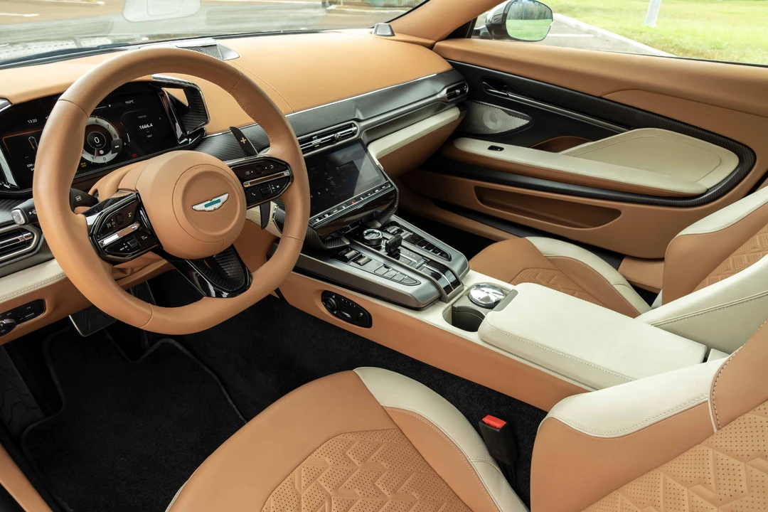 2025 Aston Martin Vanquish 3rd Gen - Image 4 of 16