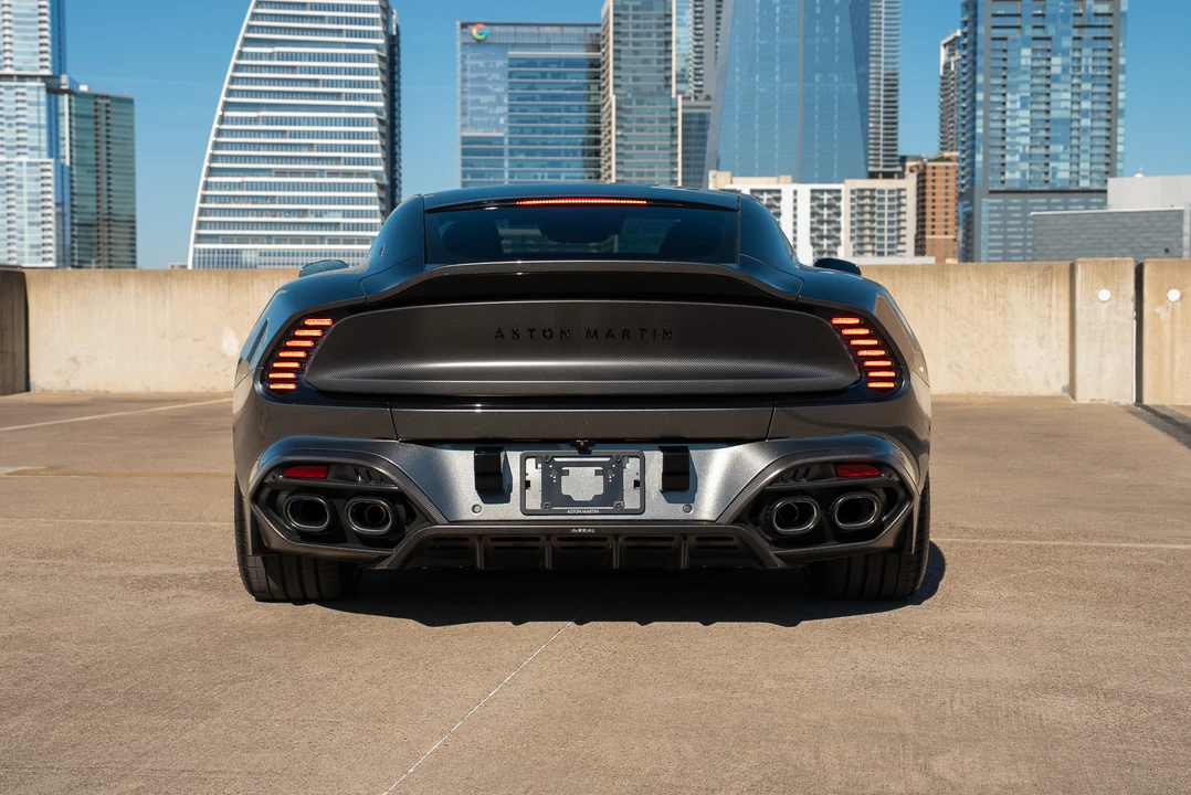 2025 Aston Martin Vanquish 3rd Gen - Image 7 of 31
