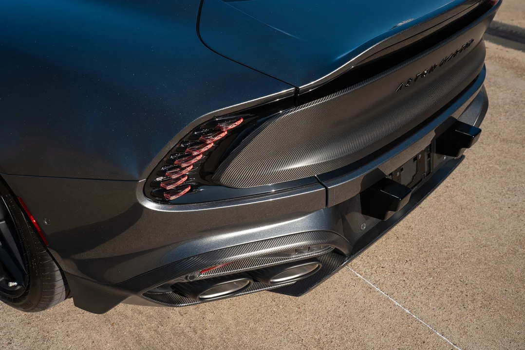 2025 Aston Martin Vanquish 3rd Gen - Image 22 of 31