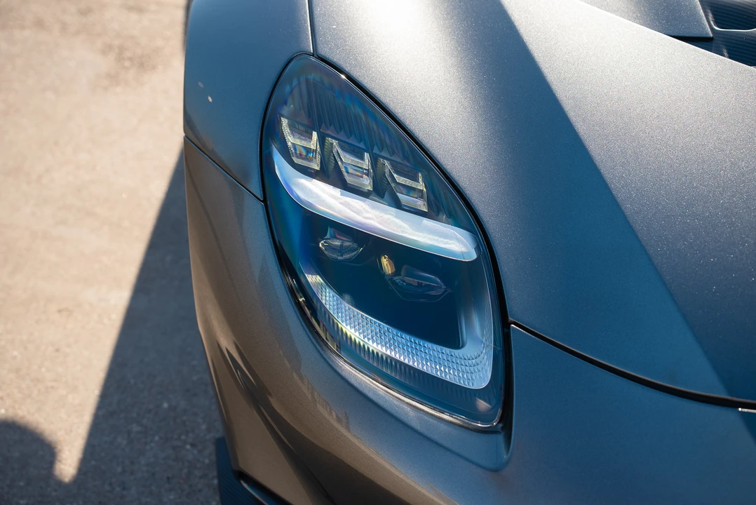 2025 Aston Martin Vanquish 3rd Gen - Image 20 of 31