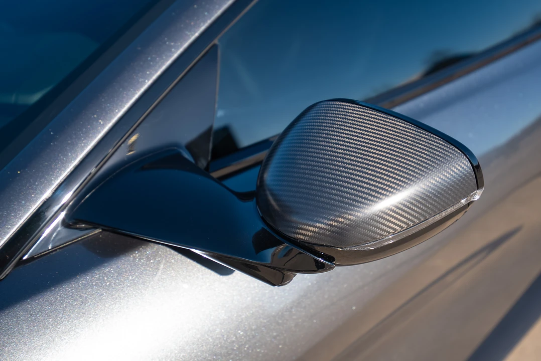 2025 Aston Martin Vanquish 3rd Gen - Image 27 of 31