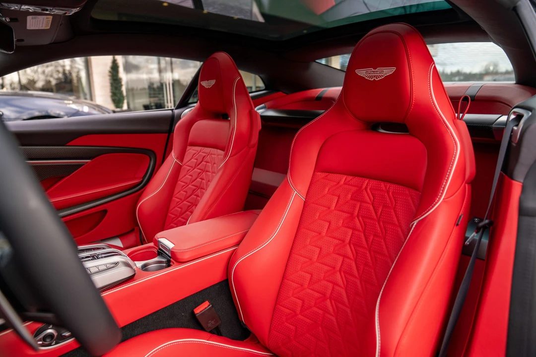 2025 Aston Martin Vanquish 3rd Gen - Image 12 of 21