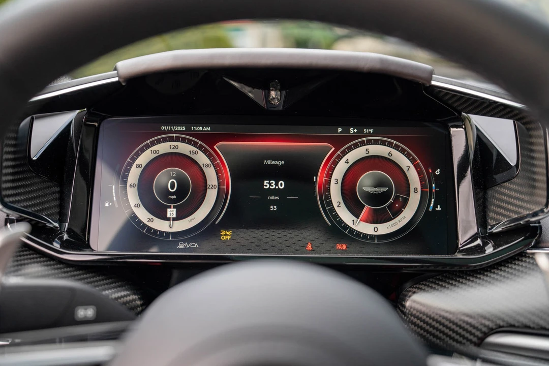 2025 Aston Martin Vanquish 3rd Gen - Image 5 of 21