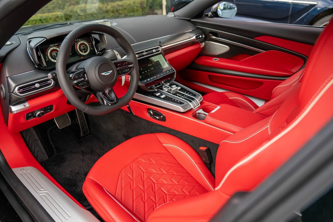 2025 Aston Martin Vanquish 3rd Gen - Image 2 of 21