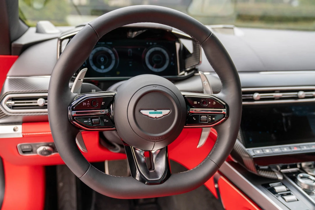 2025 Aston Martin Vanquish 3rd Gen - Image 10 of 21