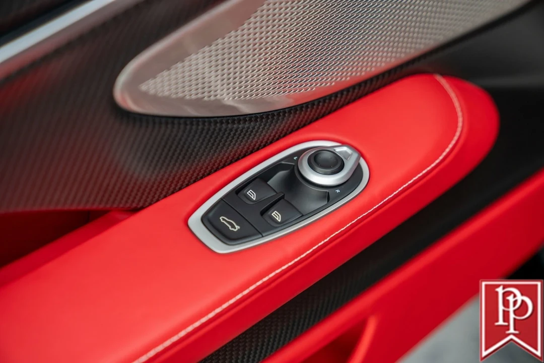 2025 Aston Martin Vanquish 3rd Gen - Image 16 of 21