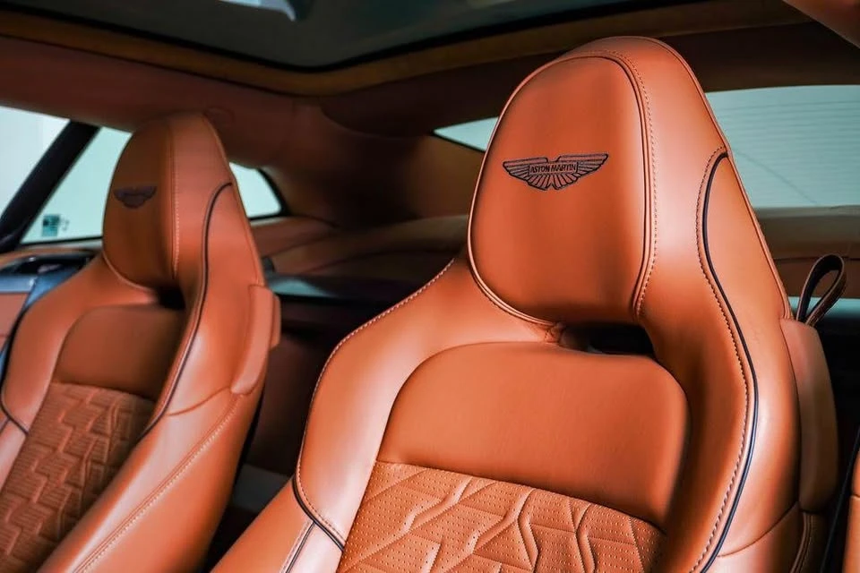 2025 Aston Martin Vanquish 3rd Gen - Image 11 of 17