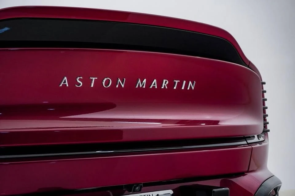 2025 Aston Martin Vanquish 3rd Gen - Image 6 of 17