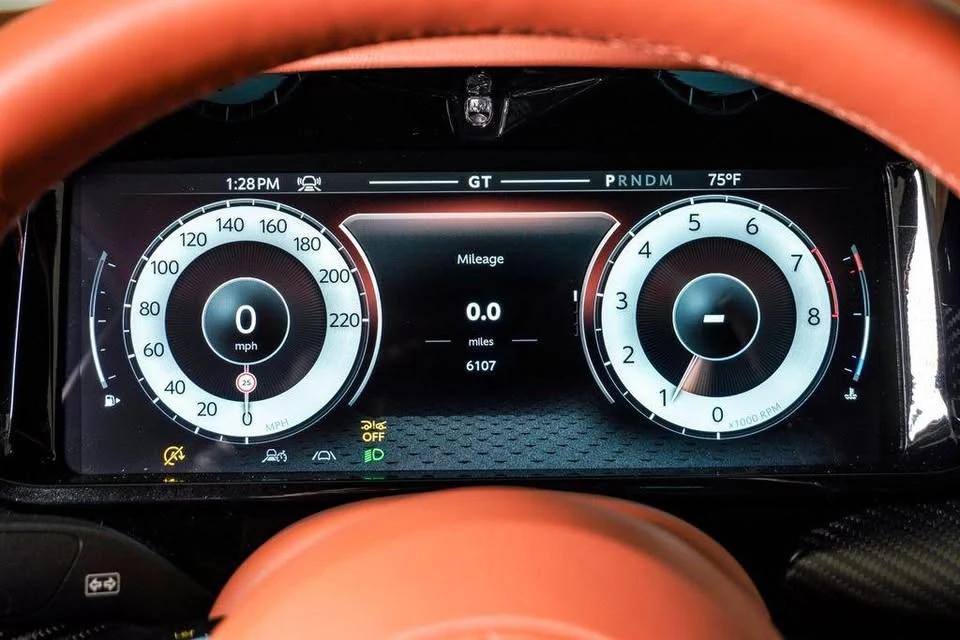 2025 Aston Martin Vanquish 3rd Gen - Image 14 of 17