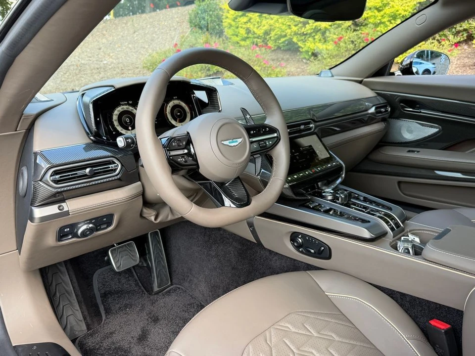 2025 Aston Martin Vanquish 3rd Gen - Image 5 of 21