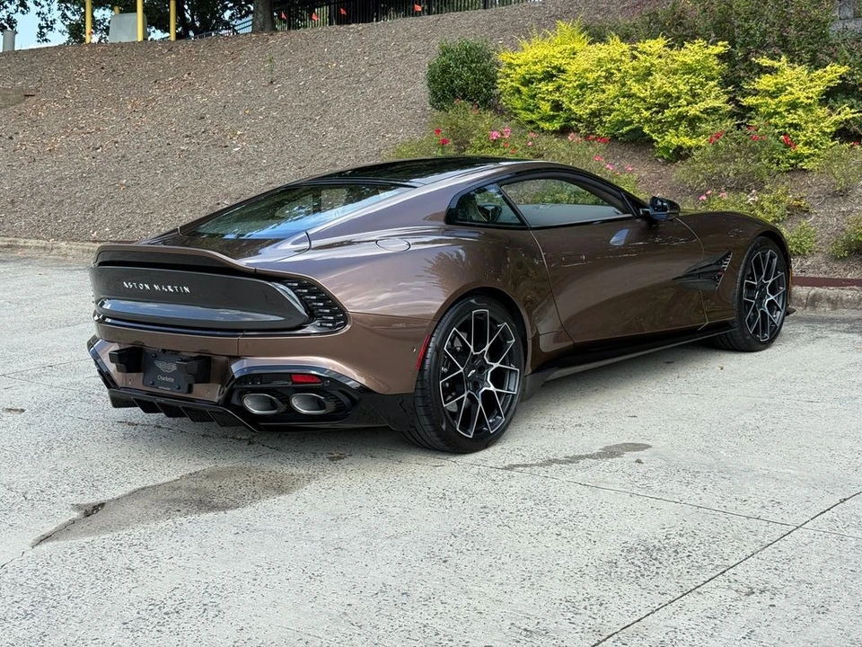 2025 Aston Martin Vanquish 3rd Gen - Image 21 of 21