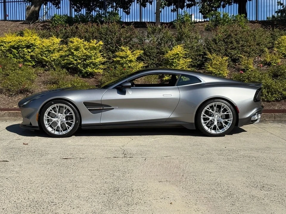 2025 Aston Martin Vanquish 3rd Gen - Image 20 of 21