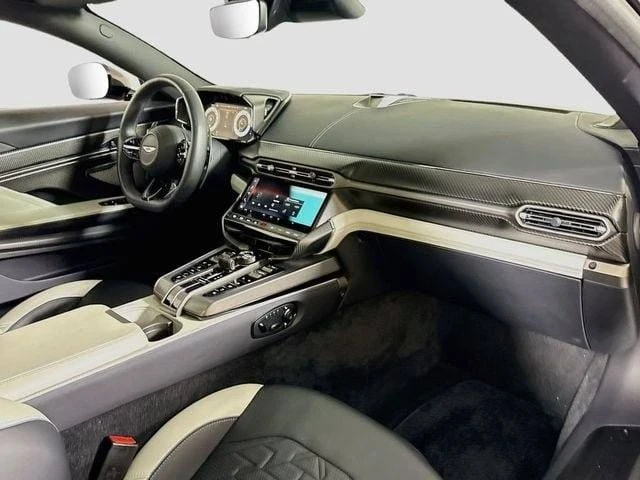 2025 Aston Martin Vanquish 3rd Gen - Image 15 of 20