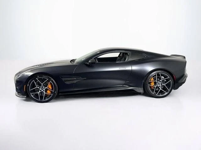 2025 Aston Martin Vanquish 3rd Gen - Image 2 of 20
