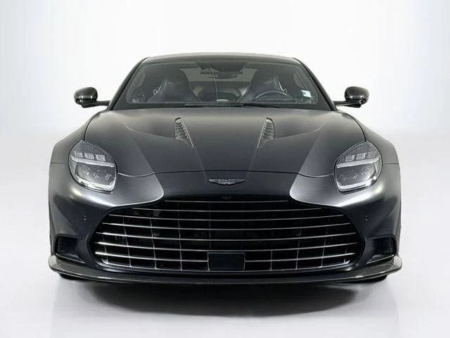 2025 Aston Martin Vanquish 3rd Gen - Image 8 of 20